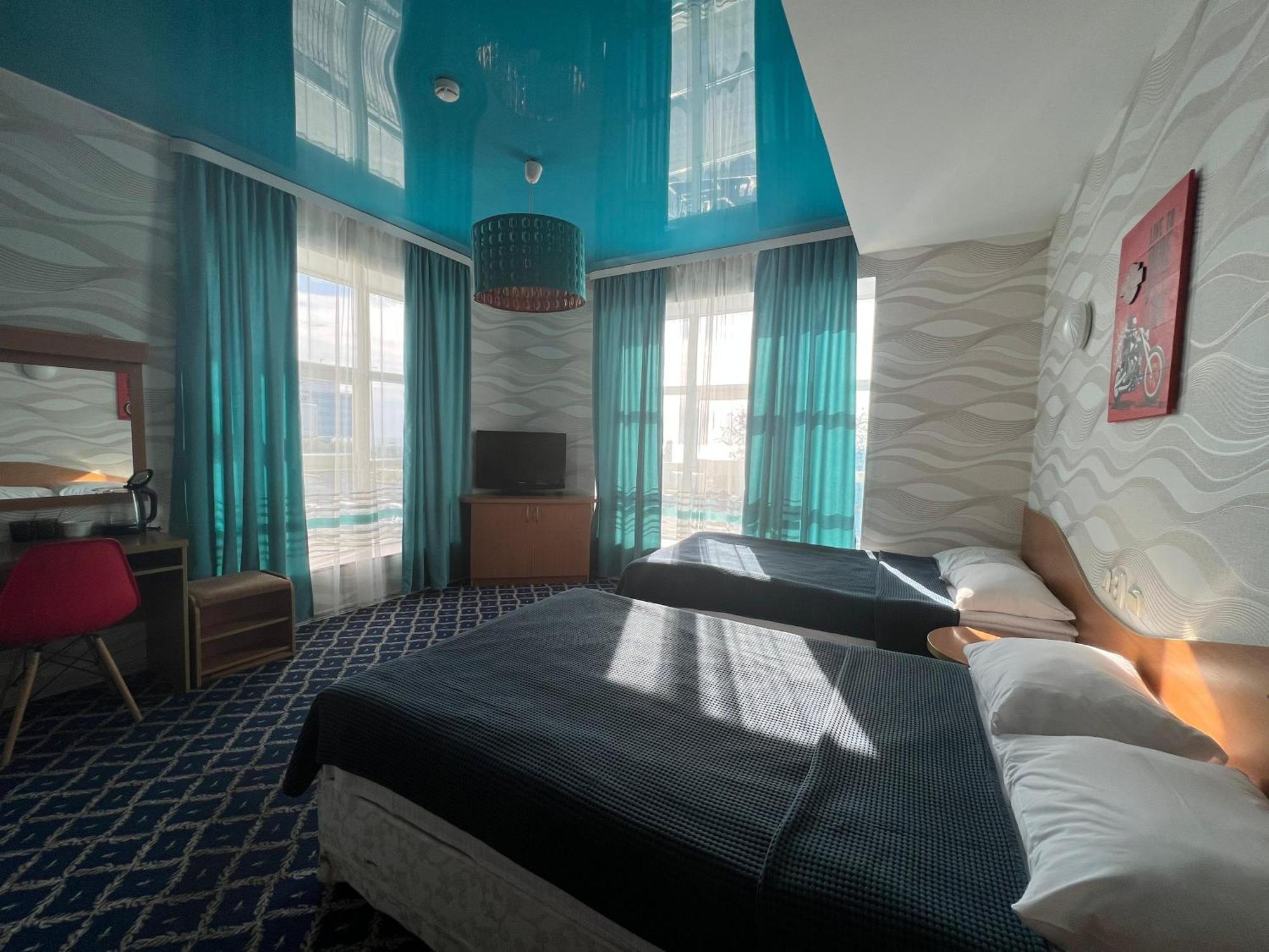 Three Dolphins Hotel Aktau (Mangystau) Exterior foto